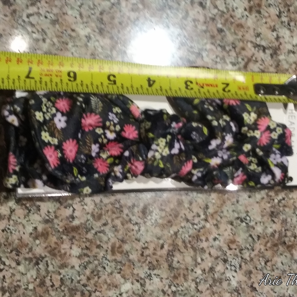 SOFT SPA HEADBAND - Picture 2 of 3